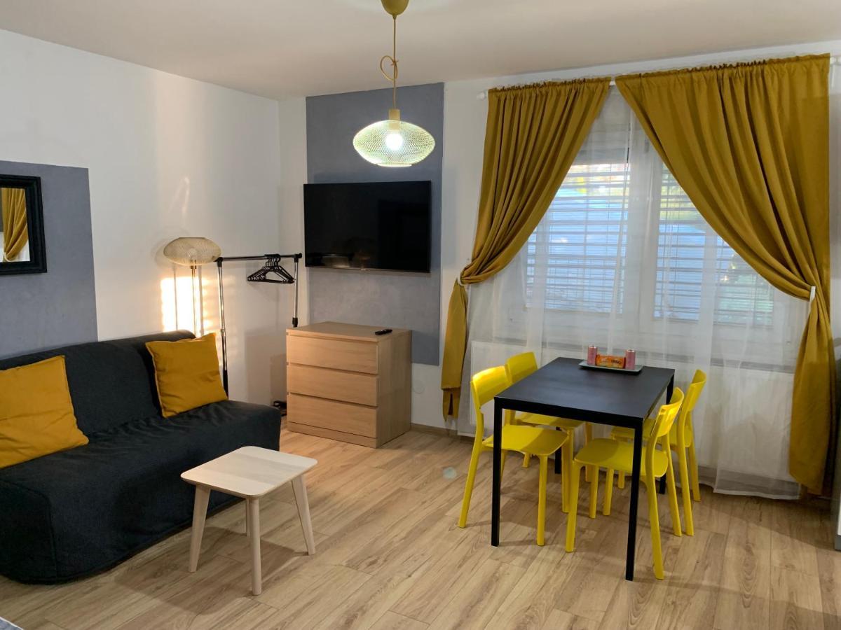 Apartments Trencin Luaran gambar