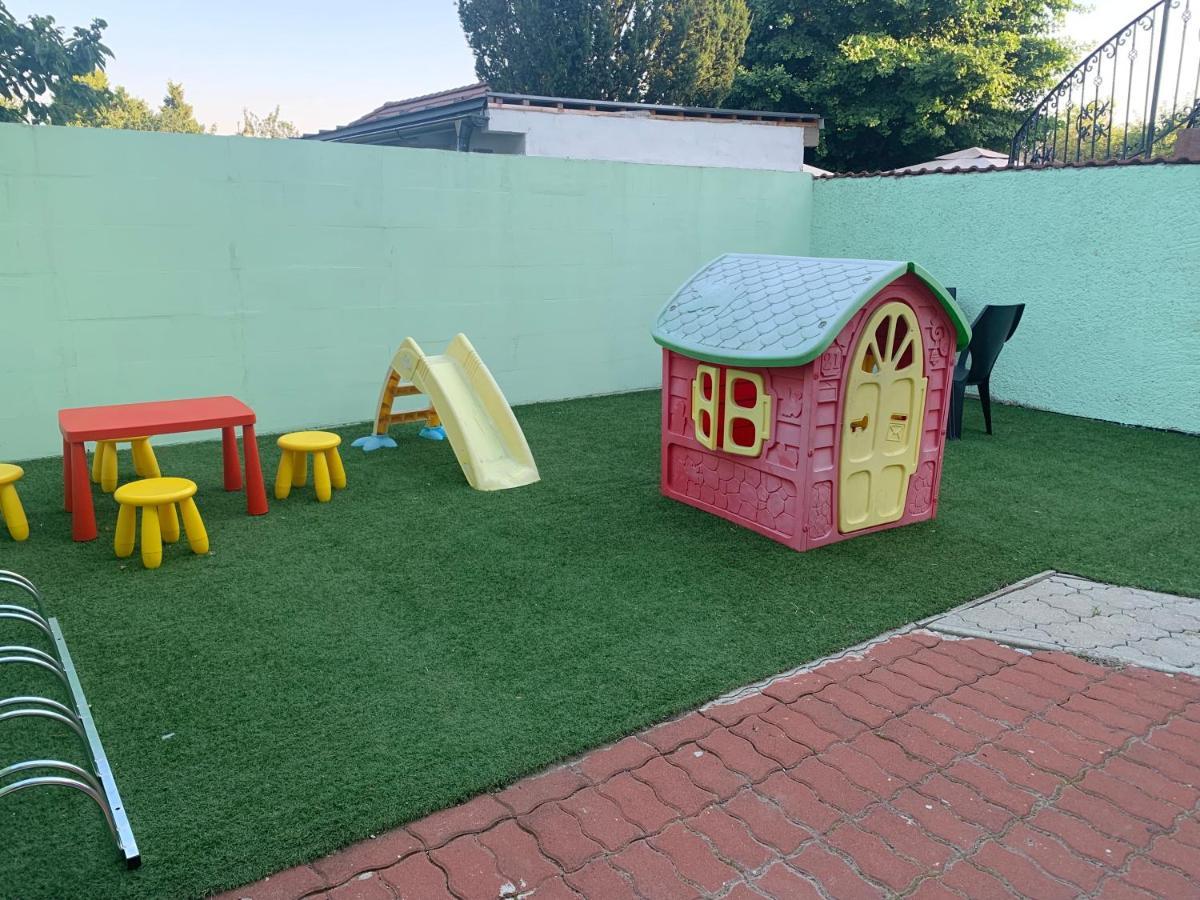 Apartments Trencin Luaran gambar